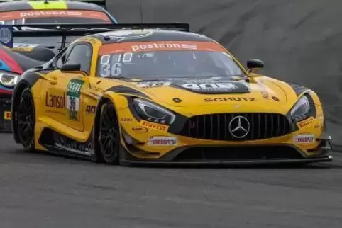 Die beiden Schütz-Piloten sollen mit dem Mercedes-AMG wieder Punkte für die Juniorwertung holen.