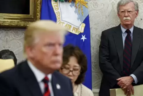 Versuchte, im Hintergrund die Fäden zu ziehen: John Bolton.