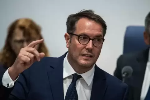 Seine Partei kennt sich mit der Mitgliederbefragung aus: SPD-Fraktionschef Alexander Schweitzer.