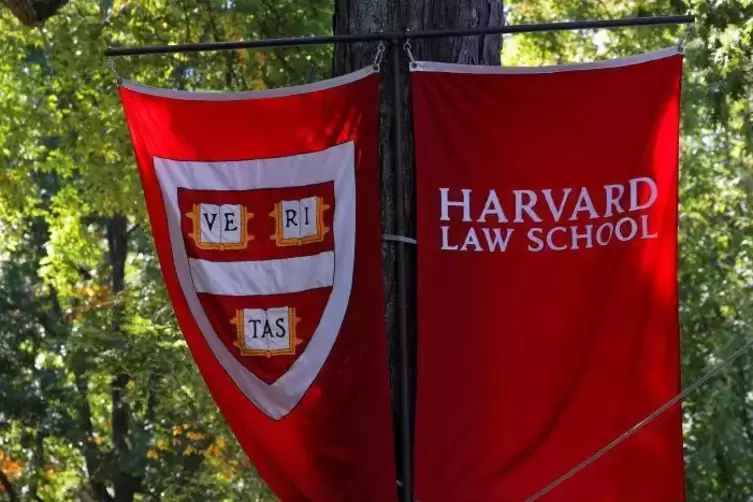 Die US-Eliteuni Harvard ist bei Studienbewerbern begehrt.