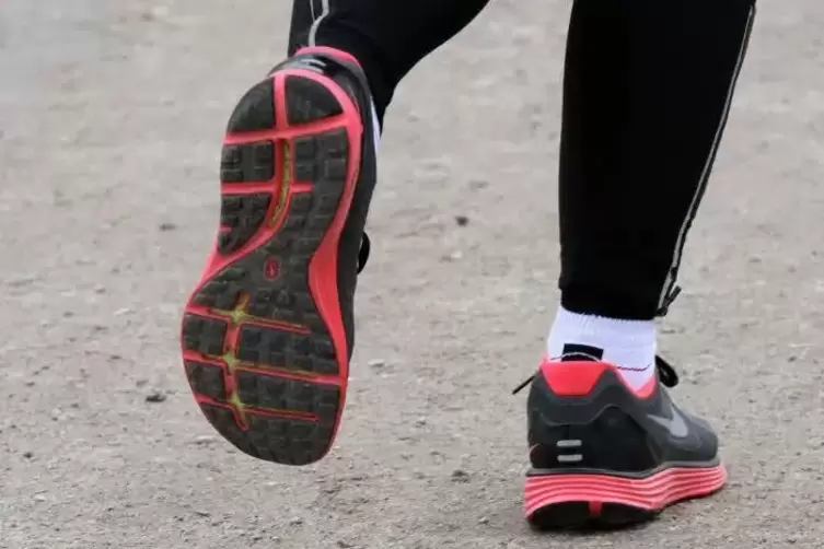 Wer die Sportschuhe schn&uuml;ren will, findet auch einige Angebote...