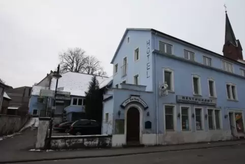 Zusätzlich zum neuen Pflegeheim am Ortsrand könnte auf dem Gelände des ehemaligen Hotel Martin ein Projekt für betreutes Wohnen 