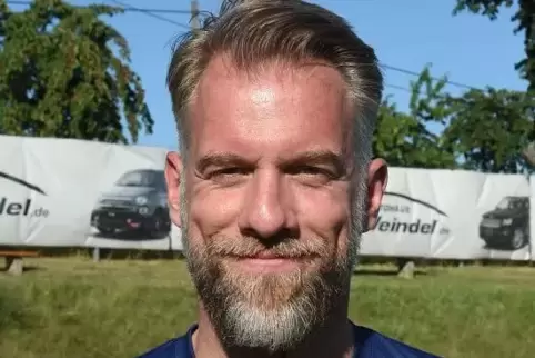 Ist „erledigt“: Ralf Schmitt, Trainer des TuS Mechtersheim.
