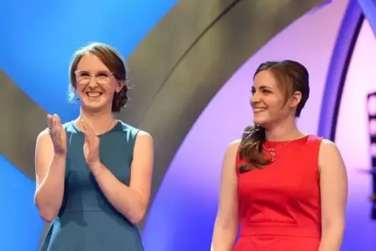 Die Mußbacherin Meike Klohr (links) und Annika Schooß von der Ahr.
