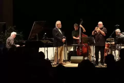 Christof Heringer (links) gab ein tolles Konzert mit (von links) Jiggs Whigham, Matthias Wolf, Helmut Becker und Uli Geßner.