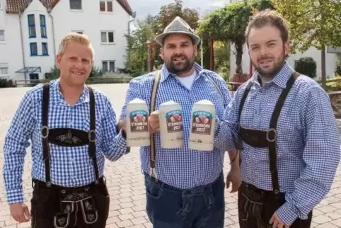 Das Oktoberfest-Organisationsteam, von links: Normen Geissert, Jens Weber und Christian Schumacher. Nicht im Bild: Christina Web