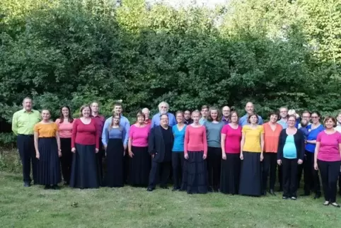 In der Pirmasenser Johanneskirche präsentiert das „Pfälzische Vokal Ensemble“ Musik aus vielen Ländern Europas.
