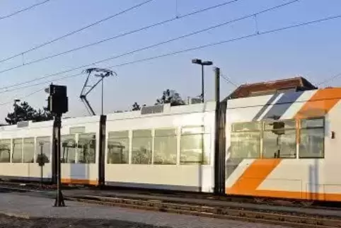 Mehr Bahn im Kreis? Körner will die Pläne keinesfalls aufgeben und wird angesichts des Hochstraßen-Dilemmas genug Unterstützer f