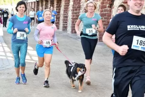 Teilnehmerrekord: Zahlreiche Zwei- und Vierbeiner waren beim RHEINPFALZ-Spendenlauf am Start.