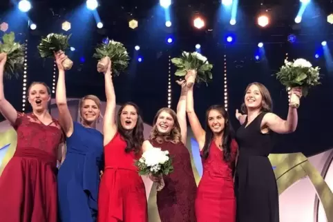 Beim Feiern ihres Einzugs ins Finale (von links): Laura Gerhardt (Mosel), Julia Sophie Böcklen (Württemberg), Angelina Vogt (Nah