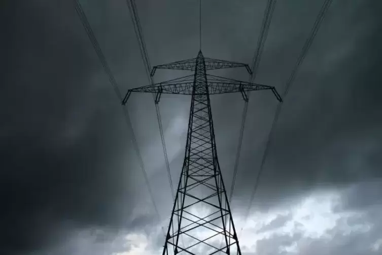 Nach einer Störung im 20-Kilovolt-Netz der Pfalzwerke kam es mancherorts zu einem Stromausfall von über einer Stunde.
