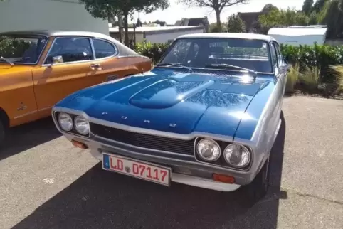 1969 kam das legendäre Sportcoupe auf den Markt. 1,9 Millionen Exemplare wurden gebaut. Der silber-blaue Capri RS, Baujahr 1970,