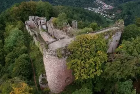 Bald soll es einen Vor-Ort-Termin mit dem Denkmalschutz und Statikern geben.
