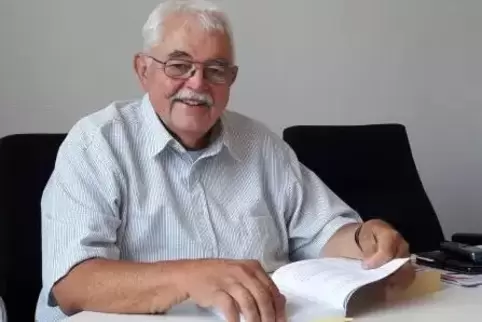 Das Nachbarrecht ist Grundlage von Eckhard Jochums Arbeit.