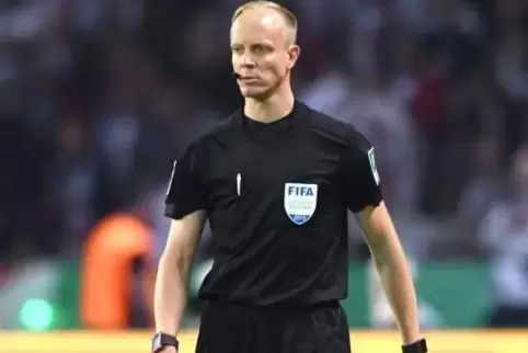Wird am Dienstagabend Referee Tobias Stieler im altehrwürdigen Mailänder „Guiseppe Meazza Stadion“ unterstützen: Christian Gitte