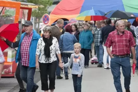 Verkaufsoffene Sonntage wie hier in Kusel locken immer viele Menschen an.