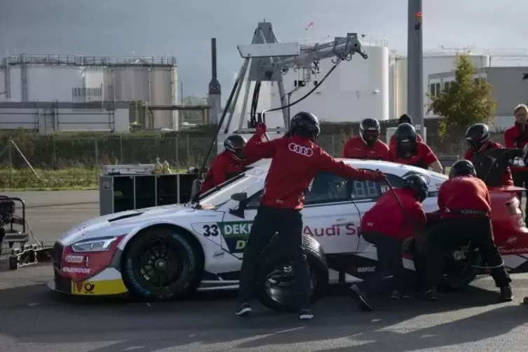 Die letzten Tests vor dem DTM-Finale gehen auf dem Flugplatz in Speyer über die Bühne.