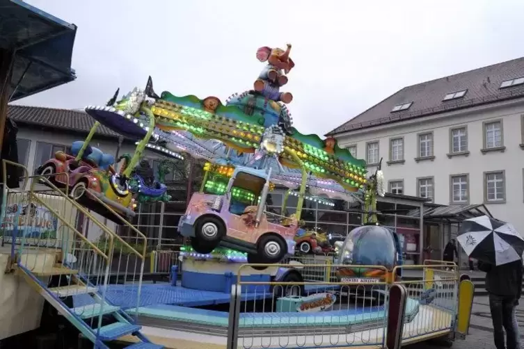 F&uuml;r die Kleinen gibt es ein Karussell.