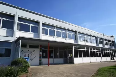 Noch längst nicht vom Tisch ist für den Gemeinderat Leimen die Nutzung des Schulgebäudes mit Turnhalle und – stillgelegtem – Sch