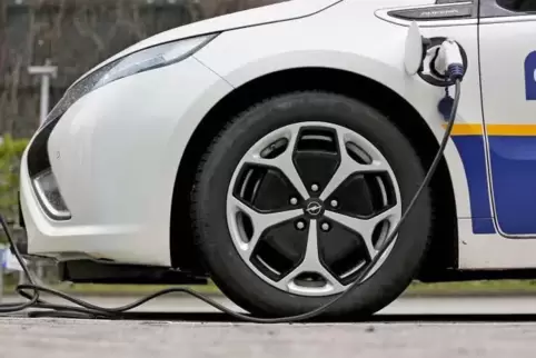 Dem Elektromotor soll die Zukunft gehören. Für die Automobilindustrie hat das gravierende Folgen.
