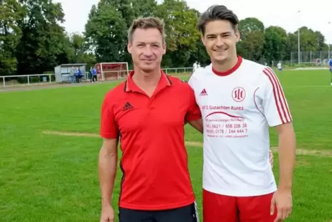 Nichts Neues: Michael Drese (links) war schon beim Ludwigshafener SC Trainer seines Sohnes Jan.