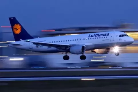 An den Lufthansa-Drehkreuzen Frankfurt und München wird am 20. Oktober gestreikt.