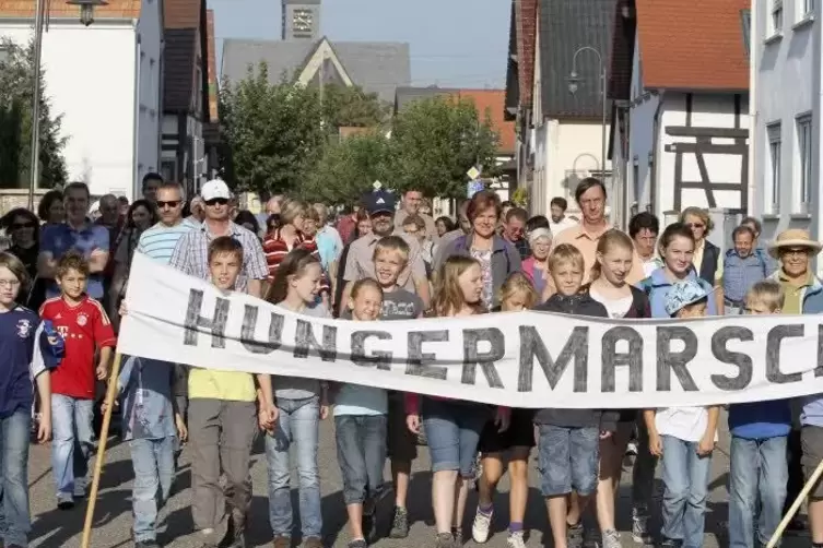 Viele Kinder und Jugendliche nehmen an den Hungerm&auml;rschen teil.