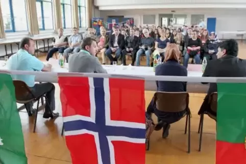 Podiumsdikussion der Beiräte für Migration und Integration in Germersheim.