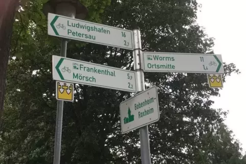 Der Salierweg ist mit einer gelben Krone gekennzeichnet.