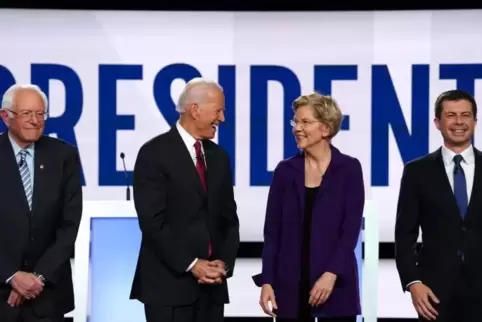 Parteifreunde – und Konkurrenten (von links): Bernie Sanders, Joe Biden, Elizabeth Warren und Pete Buttigieg.