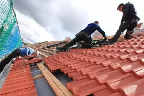 Seriöse Handwerker tauchen nicht ohne Anfrage und Anmeldung beim Kunden auf.