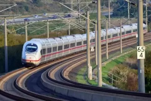 Auf der Schnellstrecke Köln–Rhein/Main (Foto) gibt es Steigungen von bis zu 4 Prozent.