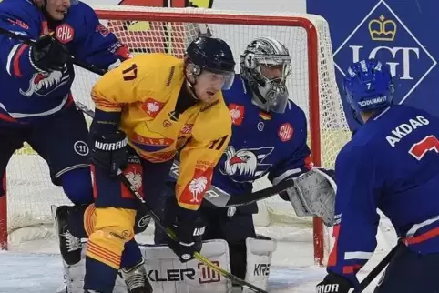 Beim 2:1-Gruppensieg gegen Djurgården Stockholm am Dienstag stand die Adler-Abwehr gut. 