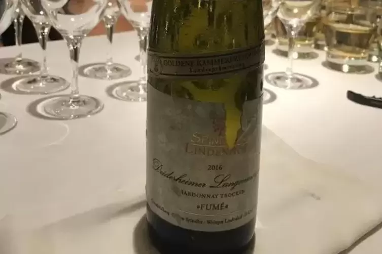 Das weiße Gegenstück: Chardonnay aus Deidesheim.