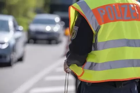 Mehrere Stunden lang haben Zoll, Bundes- und Landespolizei kontrolliert. 