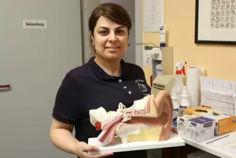 Parisa Ghaemi ist eine von etwa 1400 Menschen aus Staaten außerhalb der EU im Landkreis SÜW, die aus humanitären Gründen bleiben