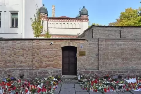 Ort des Anschlags: die Synagoge in Halle. Der Mainzer Landtag hat am Dienstag der Opfer gedacht.