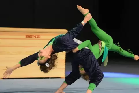 Akrobatisch: ein Duo des Rodalber Gym & Dance Teams.