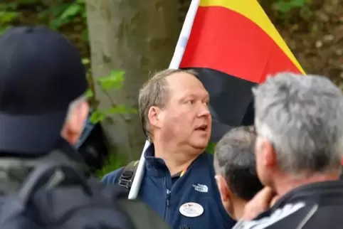 Max Otte im Mai 2018 beim Marsch auf das Hambacher Schloss.