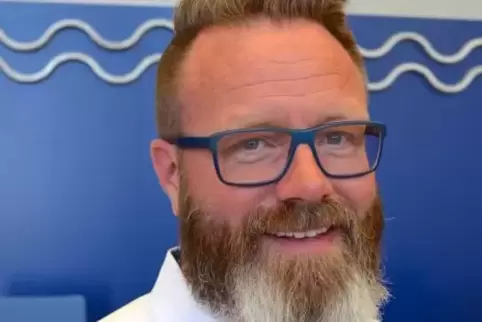 Er war mal Schiffsjunge, dann erfolgreicher Unternehmer. Und nun ist er Rostocks Oberbürgermeister: Der Däne Claus Ruhe Madsen.