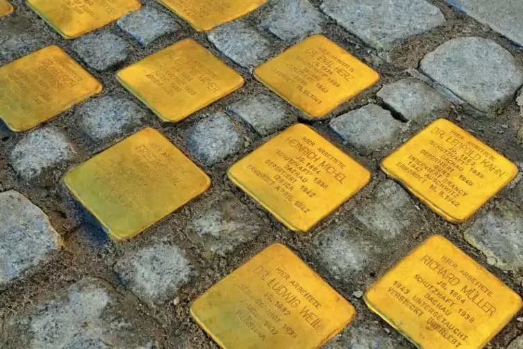 Stolpersteine werden in Ludwigshafen seit 2007 verlegt.