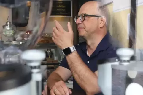 Michael Konrad (52) aus Landau schreibt seit 2007 die wöchentliche Kolumne „Ich mään jo blooß“ in der RHEINPFALZ am SONNTAG.