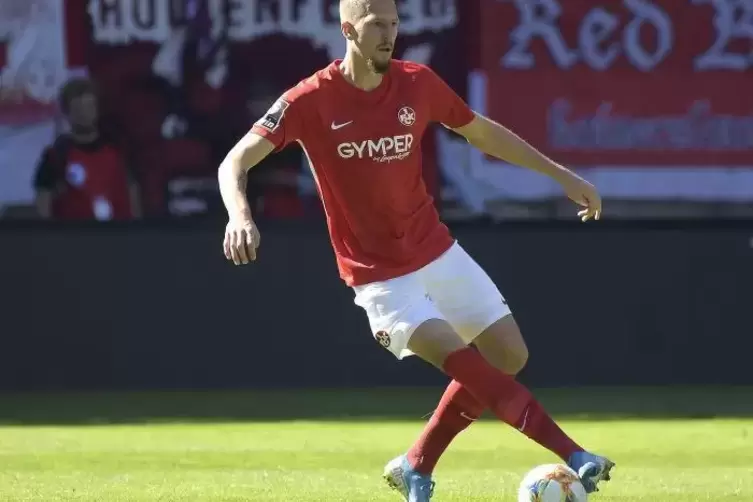 ABRÄUMERDer defensive FCK-Mittelfeldspieler Janik Bachmann.