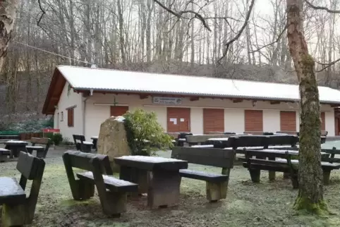 Wegen Unsicherheiten mit dem Mindestlohngesetz blieb zum Beispiel die Gräfensteinhütte in Merzalben zeitweise geschlossen. Anfan