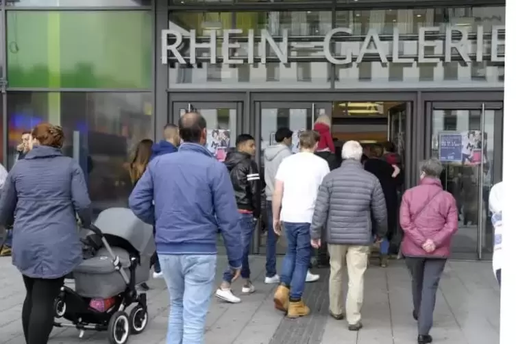 Einkaufsmagnet an verkaufsoffenen Sonntagen: die Rhein-Galerie. 