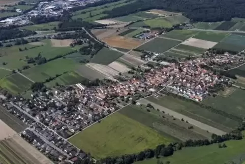 Erlenbach, aus der Luft gesehen.