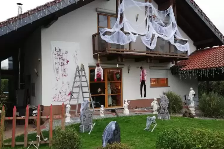Das Haus der Illys stimmt ein auf Halloween.