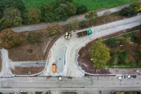 Südlicher Ortseingang von Waldsee aus der Luft: Dort mündet die L535 (oben) in die Ludwigstraße ein.
