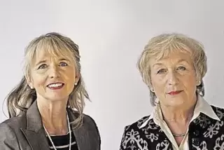 Gabriele Engel (links) und Ursula Klotmann praktizieren als systemische Therapeutinnen in Neustadt. www.ek-institut.de