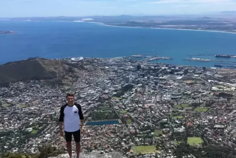 Weltenbummler: Moritz Neupert auf dem Tafelberg über Kapstadt in Südafrika.